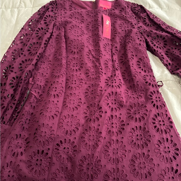 Lilly Pulitzer Aisha Eyelet Romper - Picture 9 of 9